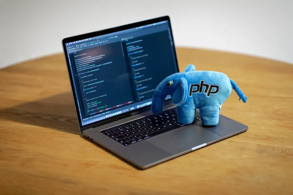 PHP。