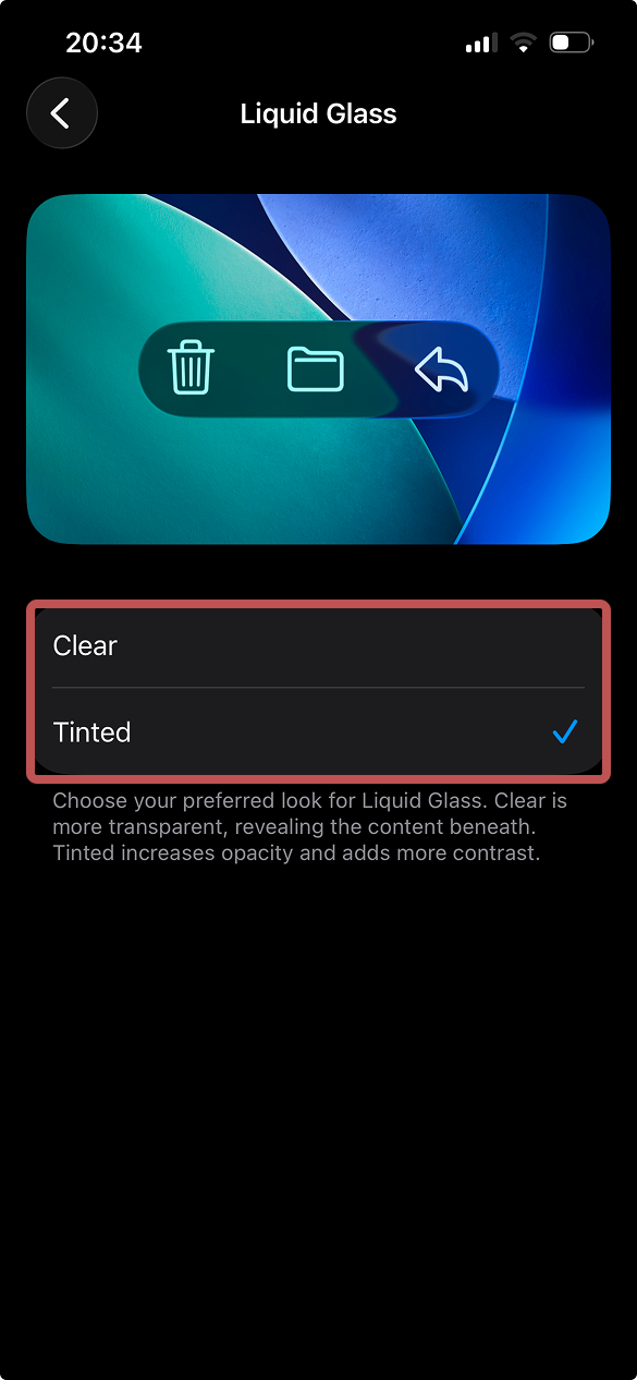 Liquid Glassをオフに近づけるTintedの説明画像。